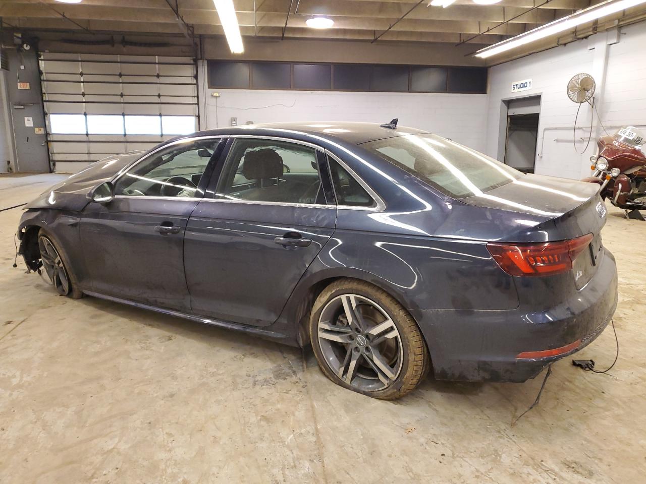 WAUENAF49JA090085 2018 Audi A4 Premium Plus