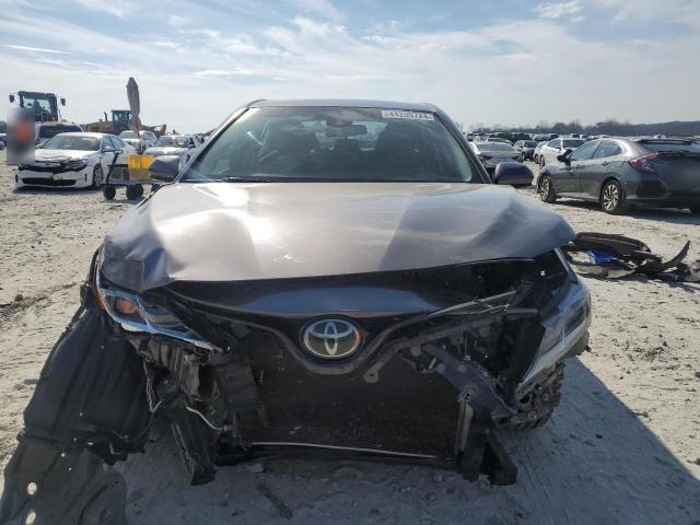 VIN 4T1B11HK9JU060799 2018 Toyota Camry, L no.5