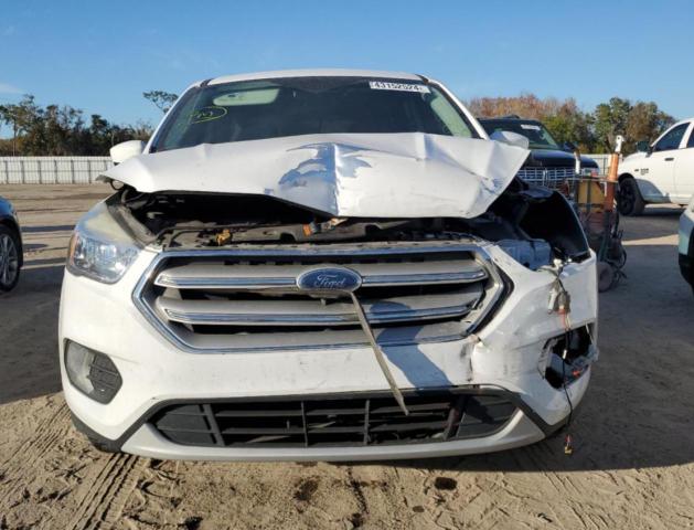 2019 FORD ESCAPE SE 1FMCU0GD4KUA02075