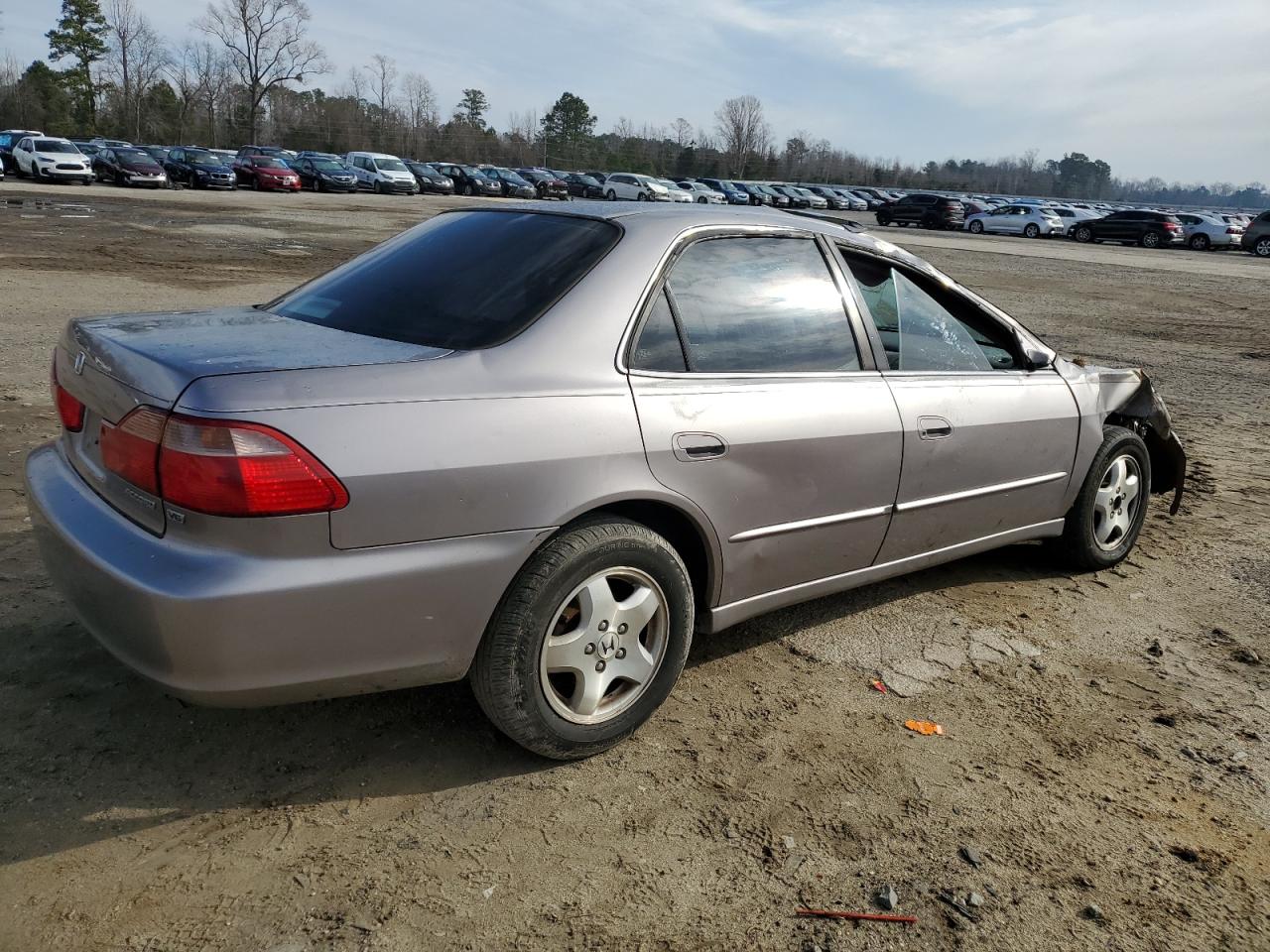 1HGCG1652YA022834 2000 Honda Accord Ex