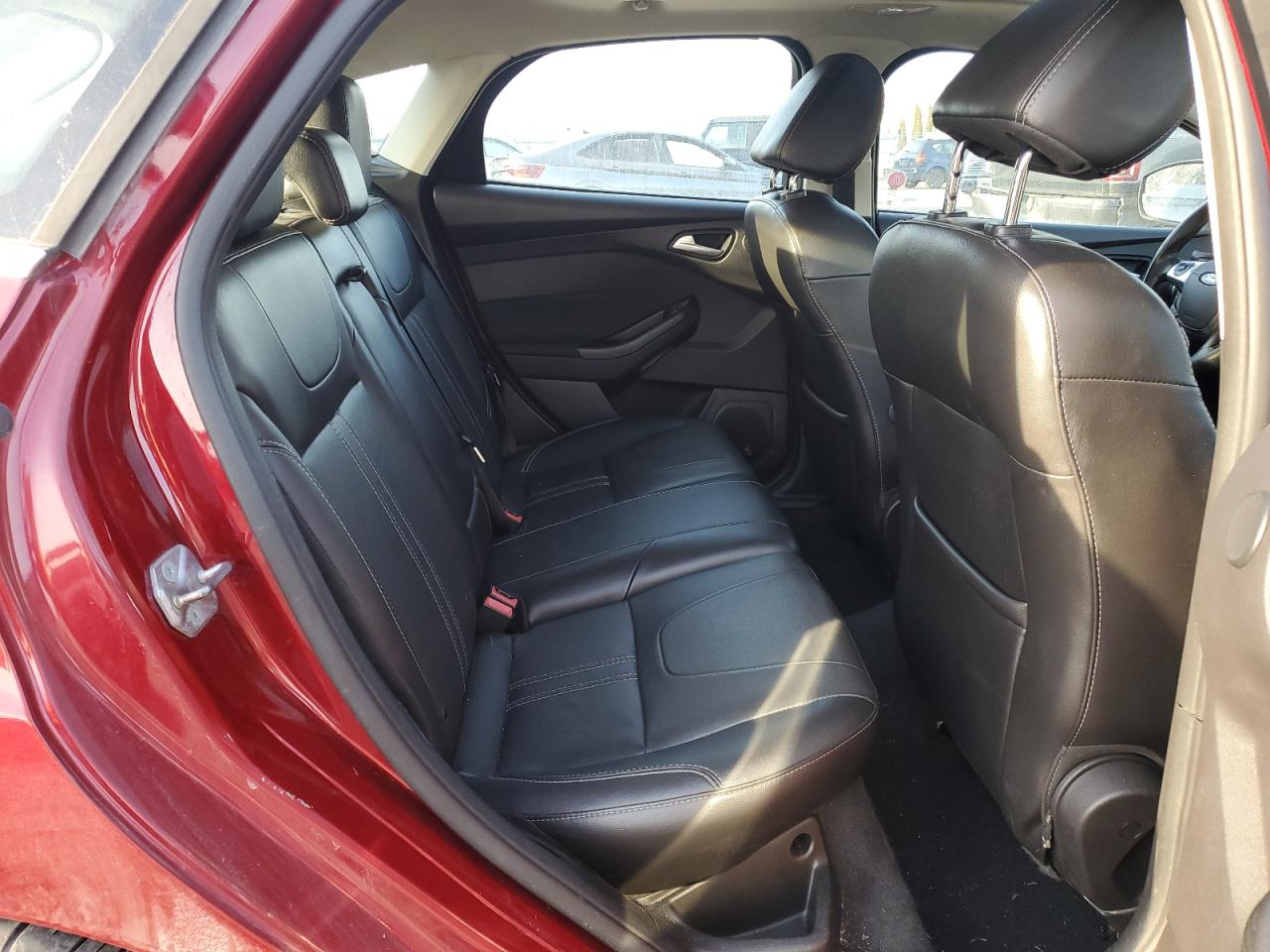 1FADP3N23EL303729 2014 Ford Focus Titanium