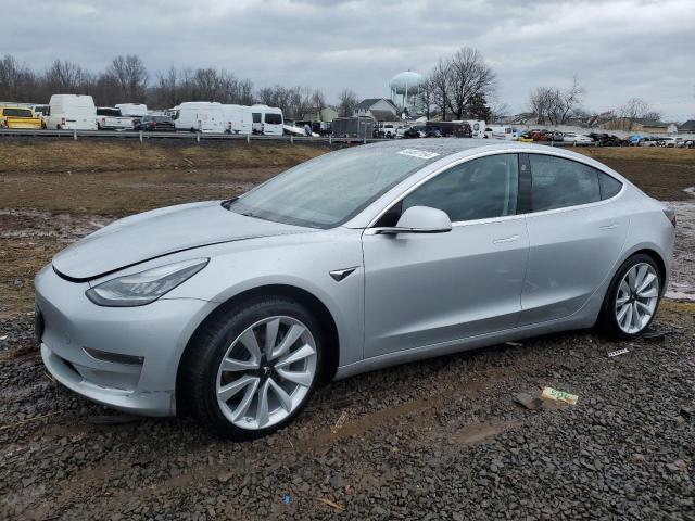 Lot #2359061014 2018 TESLA MODEL 3 salvage car