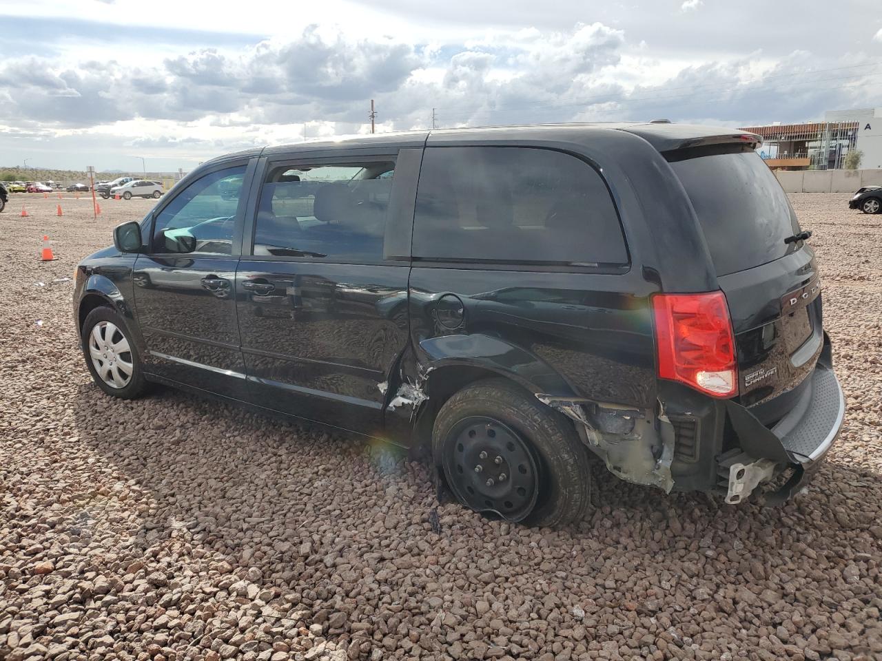 2C4RDGBG5HR605227 2017 Dodge Grand Caravan Se