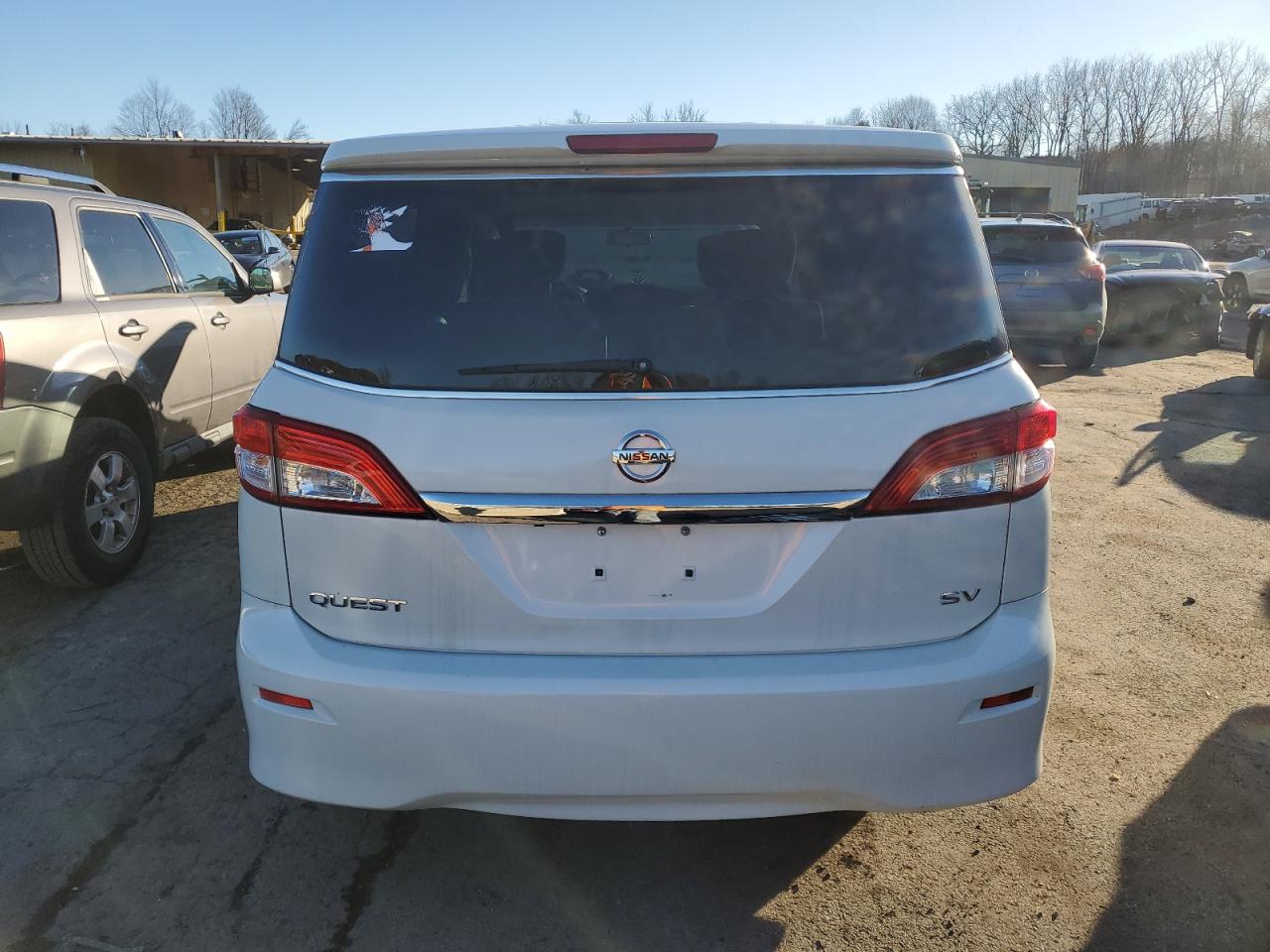 JN8AE2KPXB9011392 2011 Nissan Quest S