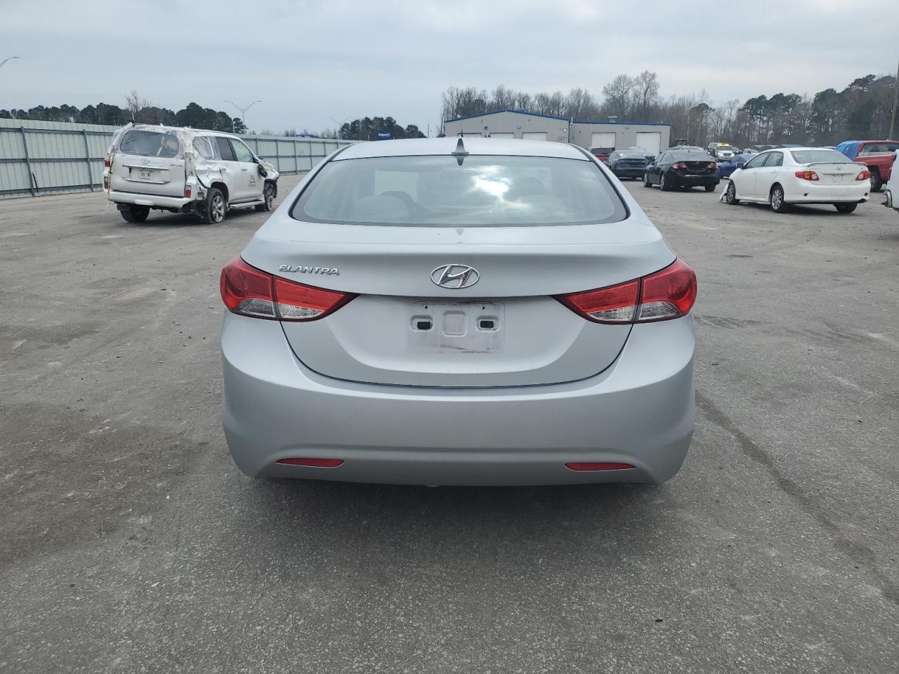 5NPDH4AE6CH076938 2012 Hyundai Elantra Gls