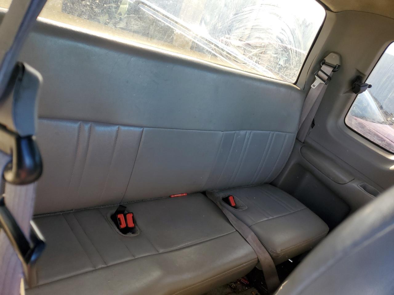 1FTDX1764VNC73787 1997 Ford F150