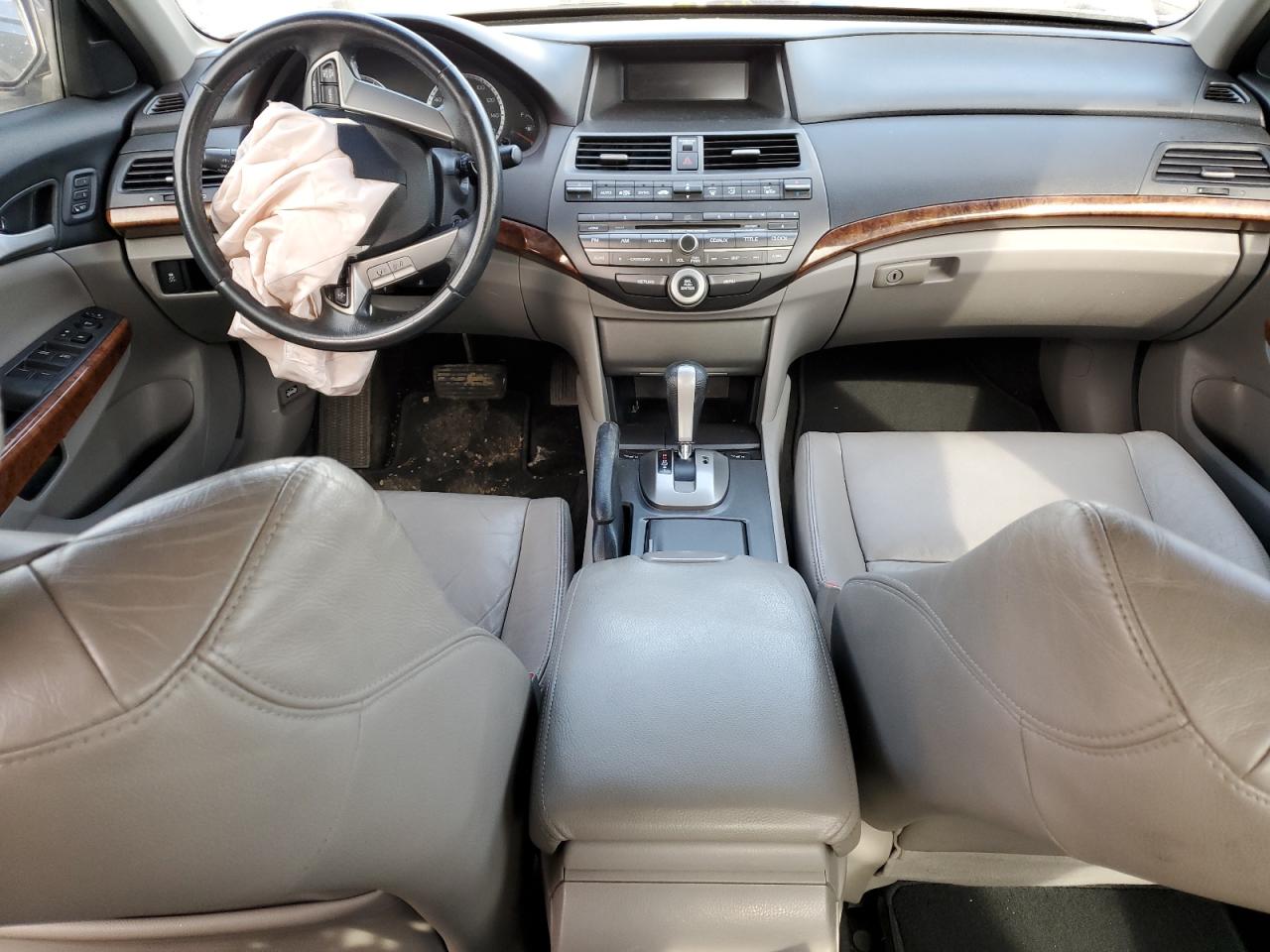 1HGCP3F80BA030721 2011 Honda Accord Exl