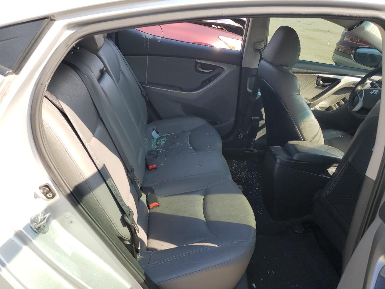 KMHDH4AE1CU277664 2012 Hyundai Elantra Gls