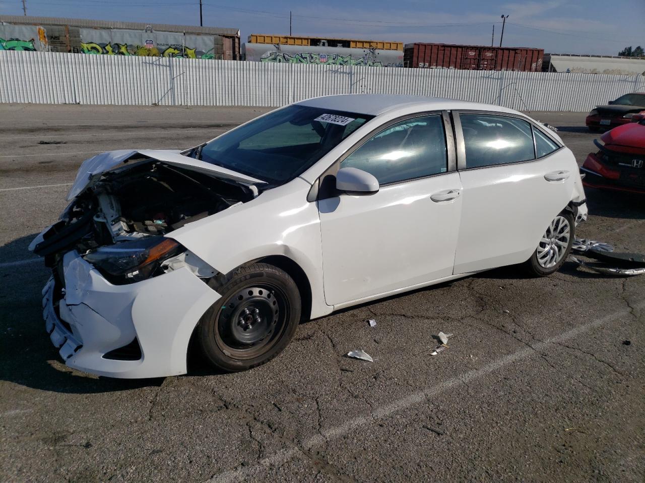 2018 Toyota Corolla L vin: 5YFBURHE7JP794858