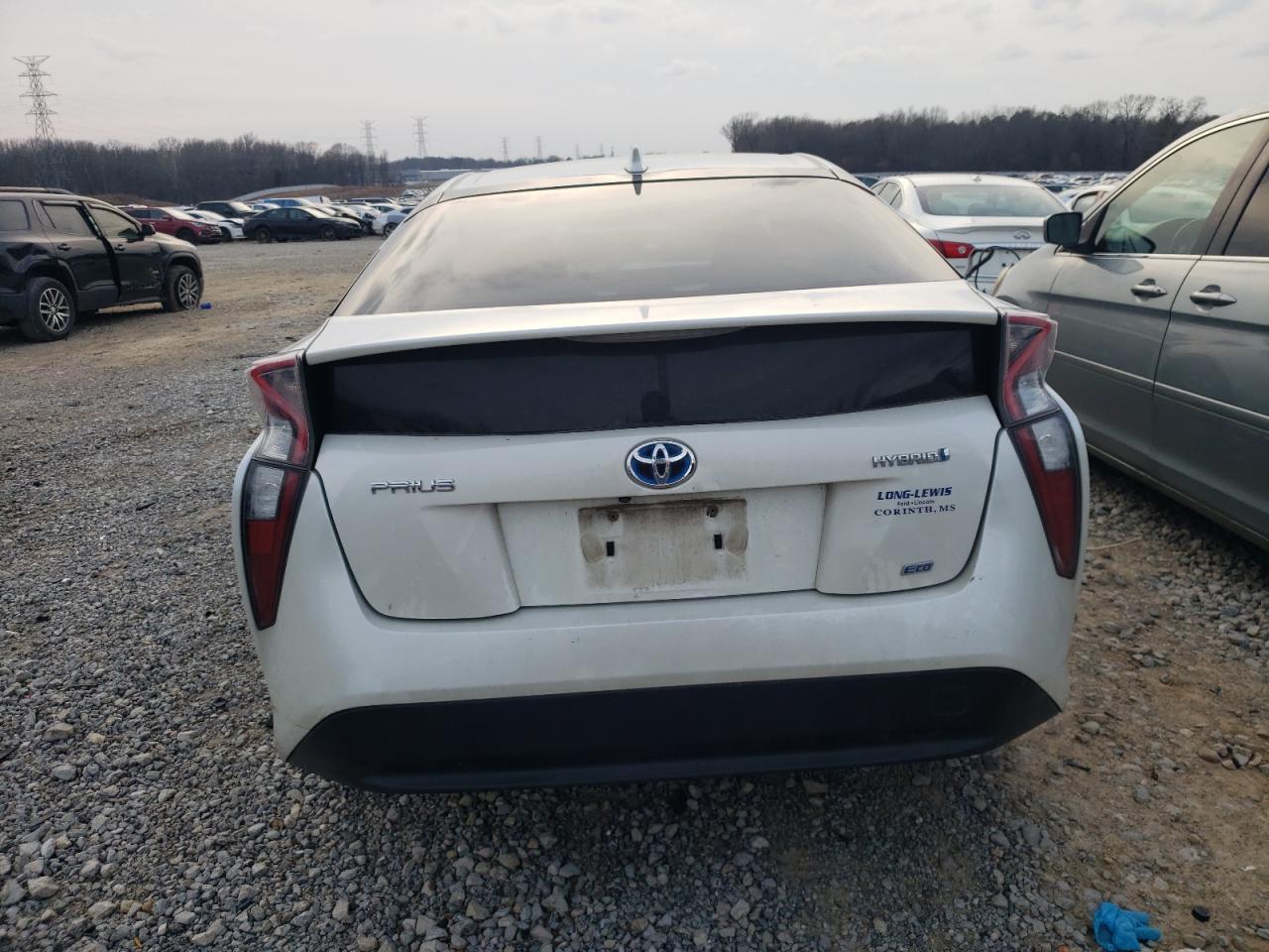 JTDKARFUXG3521921 2016 Toyota Prius