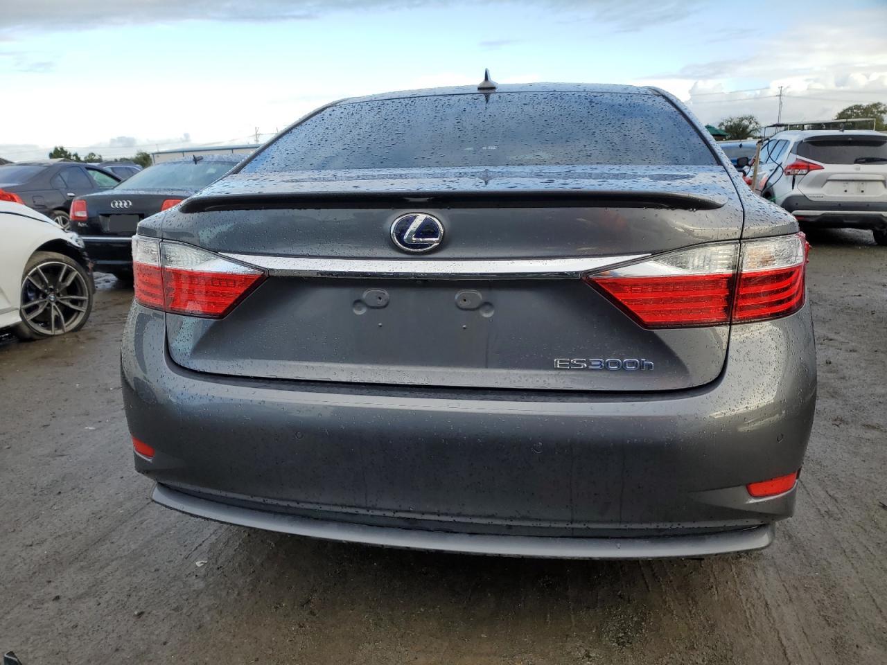 JTHBW1GG5E2068787 2014 Lexus Es 300H