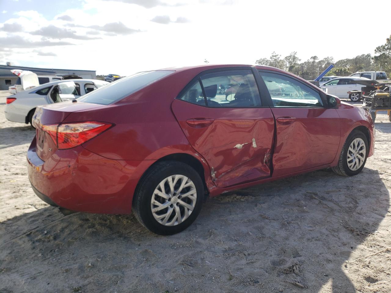 5YFBURHE7JP838132 2018 Toyota Corolla L