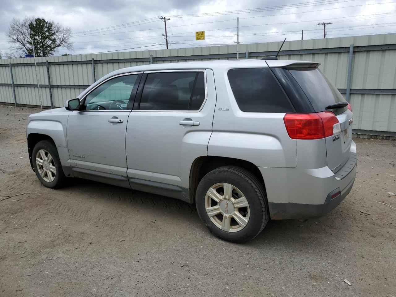 2GKALMEK5F6366117 2015 GMC Terrain Sle