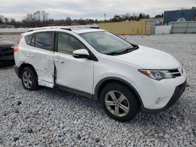 2015 TOYOTA RAV4 XLE - JTMRFREV7FD141664