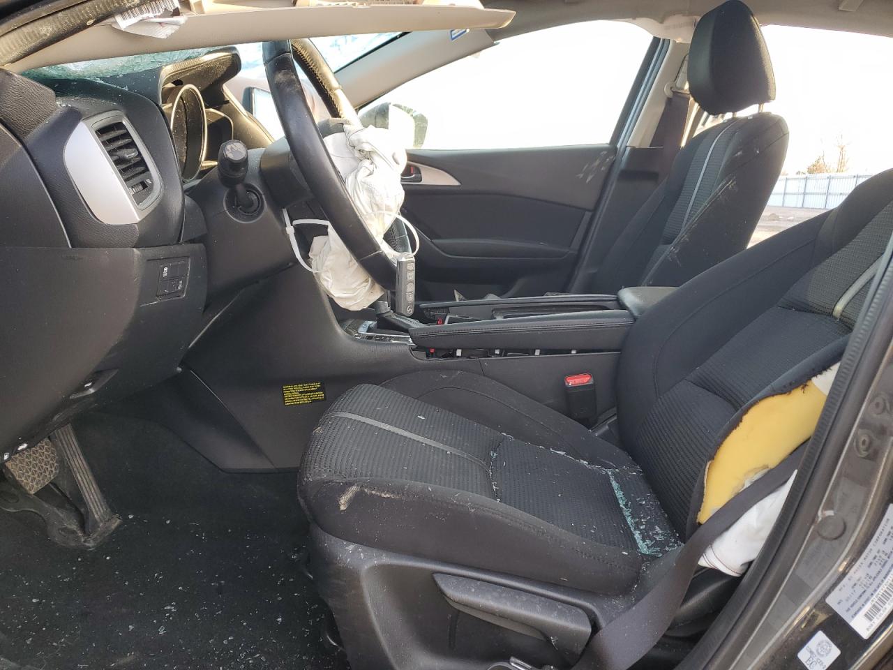 JM1BN1V76H1152795 2017 Mazda 3 Touring