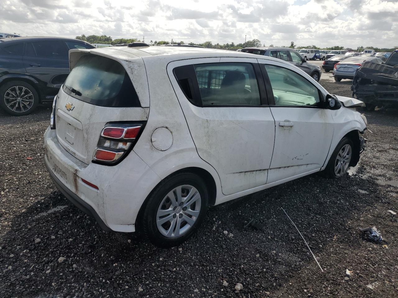 1G1JG6SH9J4104205 2018 Chevrolet Sonic