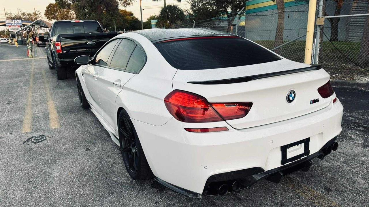 2015 BMW M6 Gran Coupe vin: WBS6C9C50FD467538