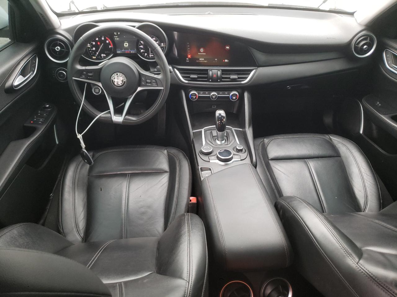 zarfaebn2j7582680 ZARFAEBN2J7582680 2018 Alfa Romeo Giulia