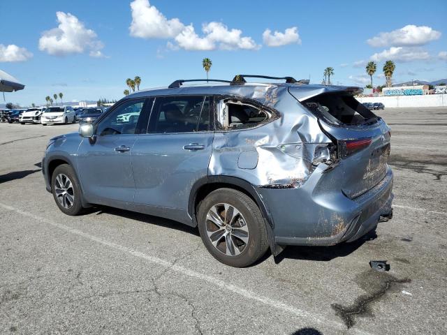 VIN 5TDHZRAH7NS130606 2022 Toyota Highlander, Xle no.2