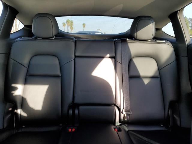 2021 TESLA MODEL Y 5YJYGDEE1MF266175