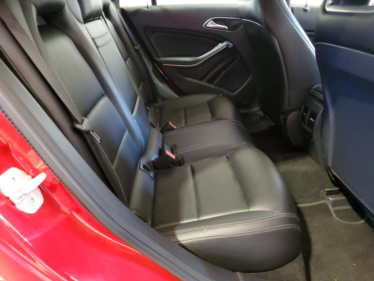 wddsj4gb1jn593088 WDDSJ4GB1JN593088 2018 Mercedes-Benz Cla 250 4Matic