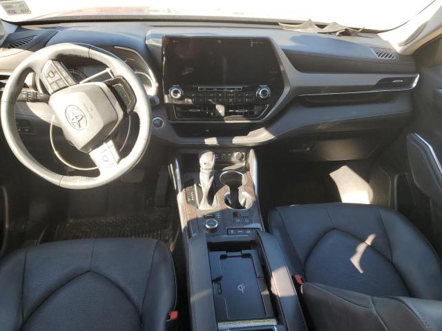 VIN 5TDDZRBH6NS229270 2022 Toyota Highlander, Limited no.8