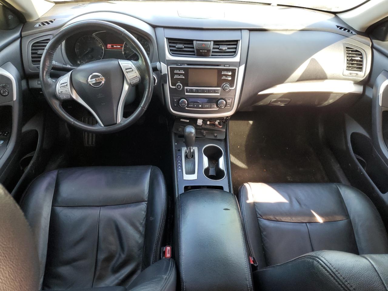 1N4AL3AP0GC187215 2016 Nissan Altima 2.5