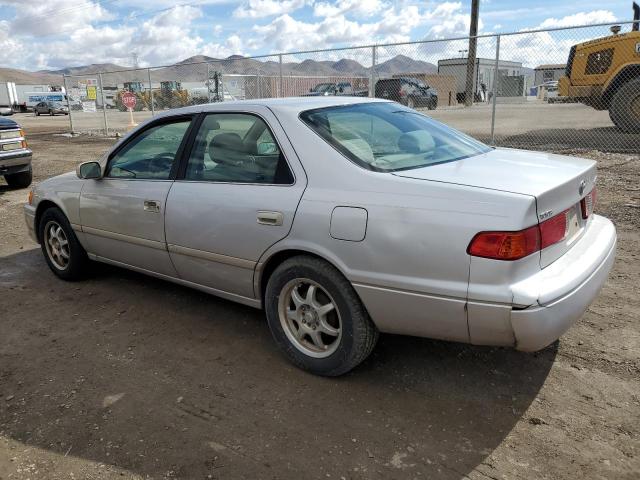 2000 Toyota Camry Ce VIN: 4T1BG22K5YU633429 Lot: 43822154