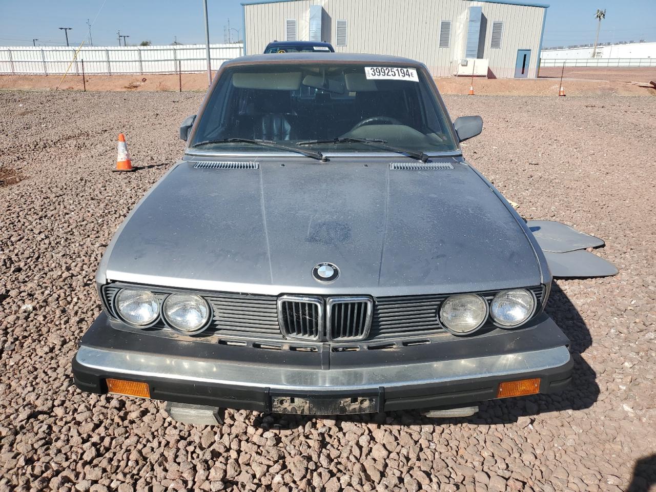 WBADK8303J9900018 1988 BMW 528 E Automatic