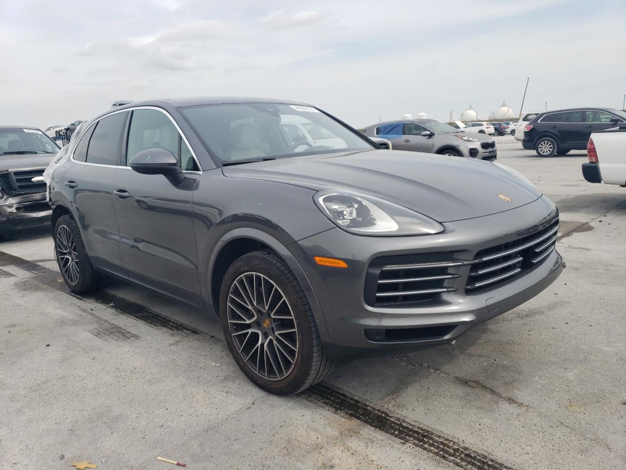 Lot #2776543117 2019 PORSCHE CAYENNE