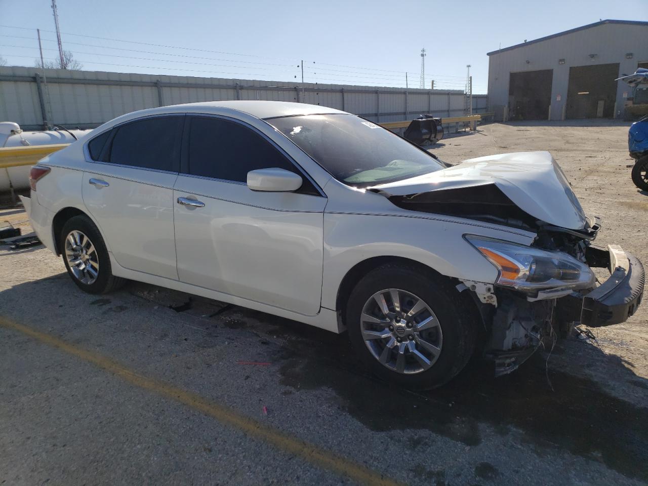 2015 Nissan Altima 2.5 vin: 1N4AL3AP4FN390188