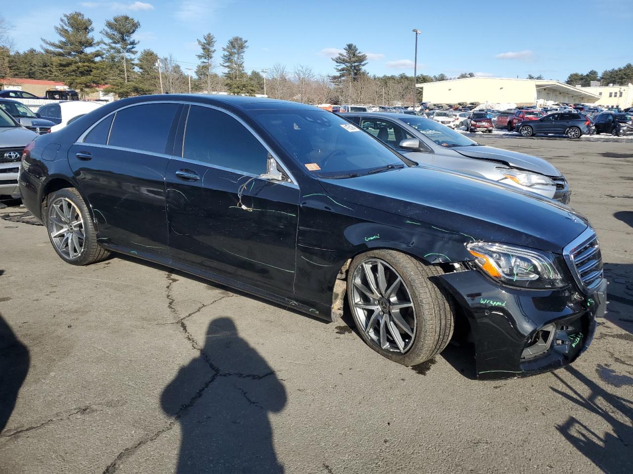 2020 Mercedes-Benz S 560 4Matic vin: W1KUG8GBXLA570952