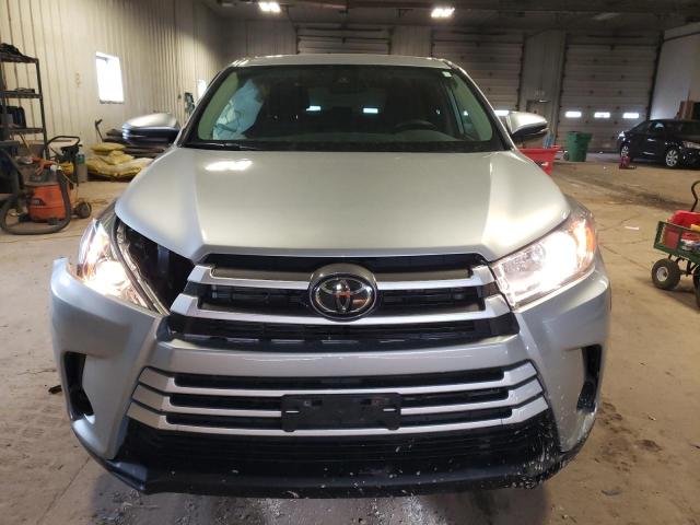 VIN 5TDBZRFHXKS967425 2019 Toyota Highlander, LE no.5