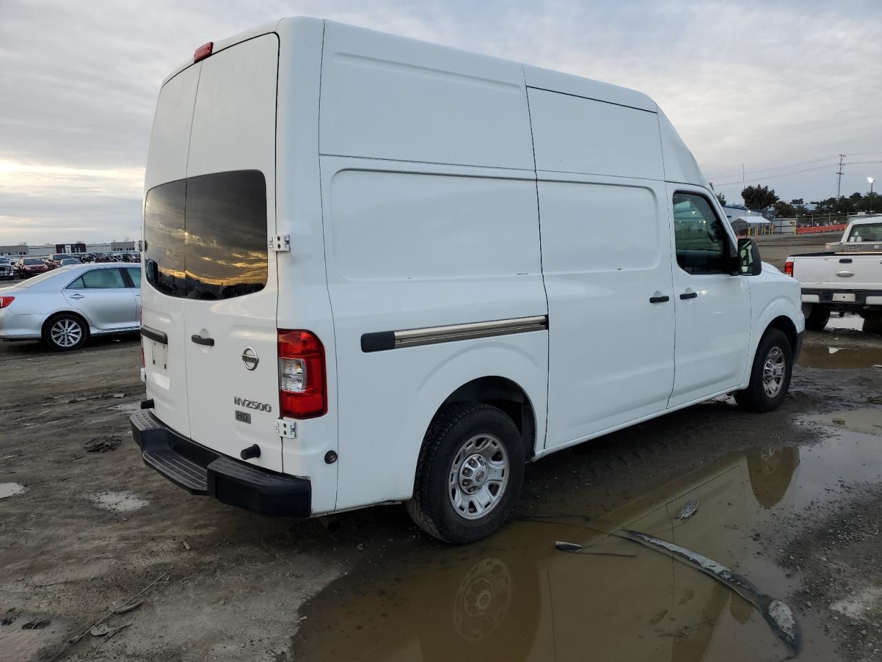 1N6BF0LYXCN113600 2012 Nissan Nv 2500