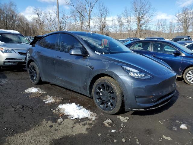 2022 TESLA MODEL Y 7SAYGAEE8NF430007