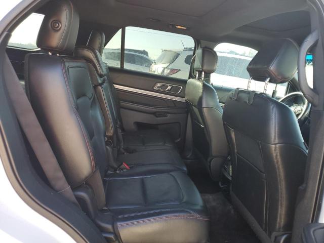 2016 Ford Explorer - Image 11