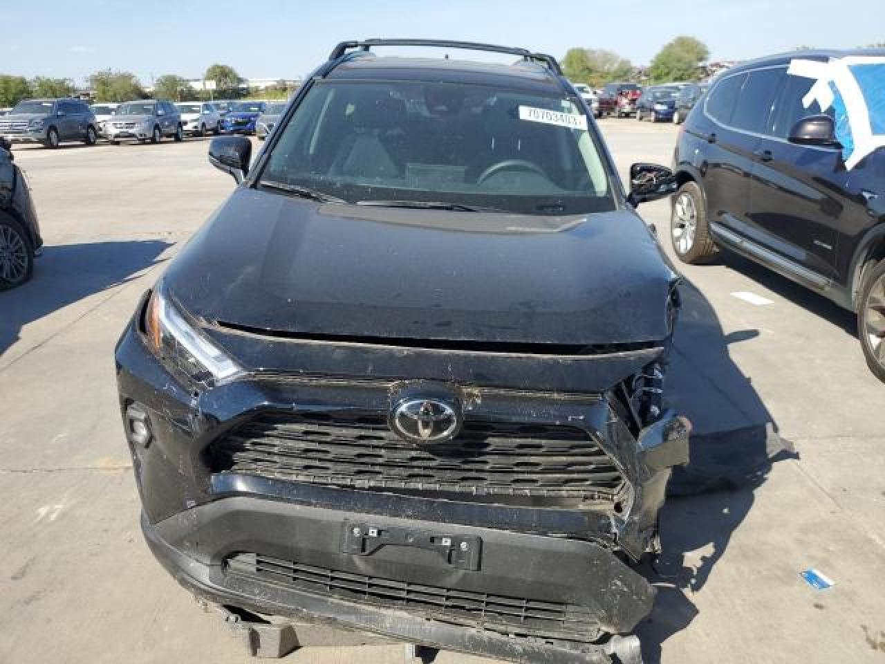 2T3C1RFV7NC204865 2022 Toyota Rav4 Xle Premium