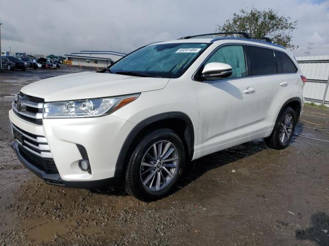 2018 Toyota Highlander SE