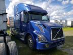 Lot #2394741357 2014 VOLVO VN VNL