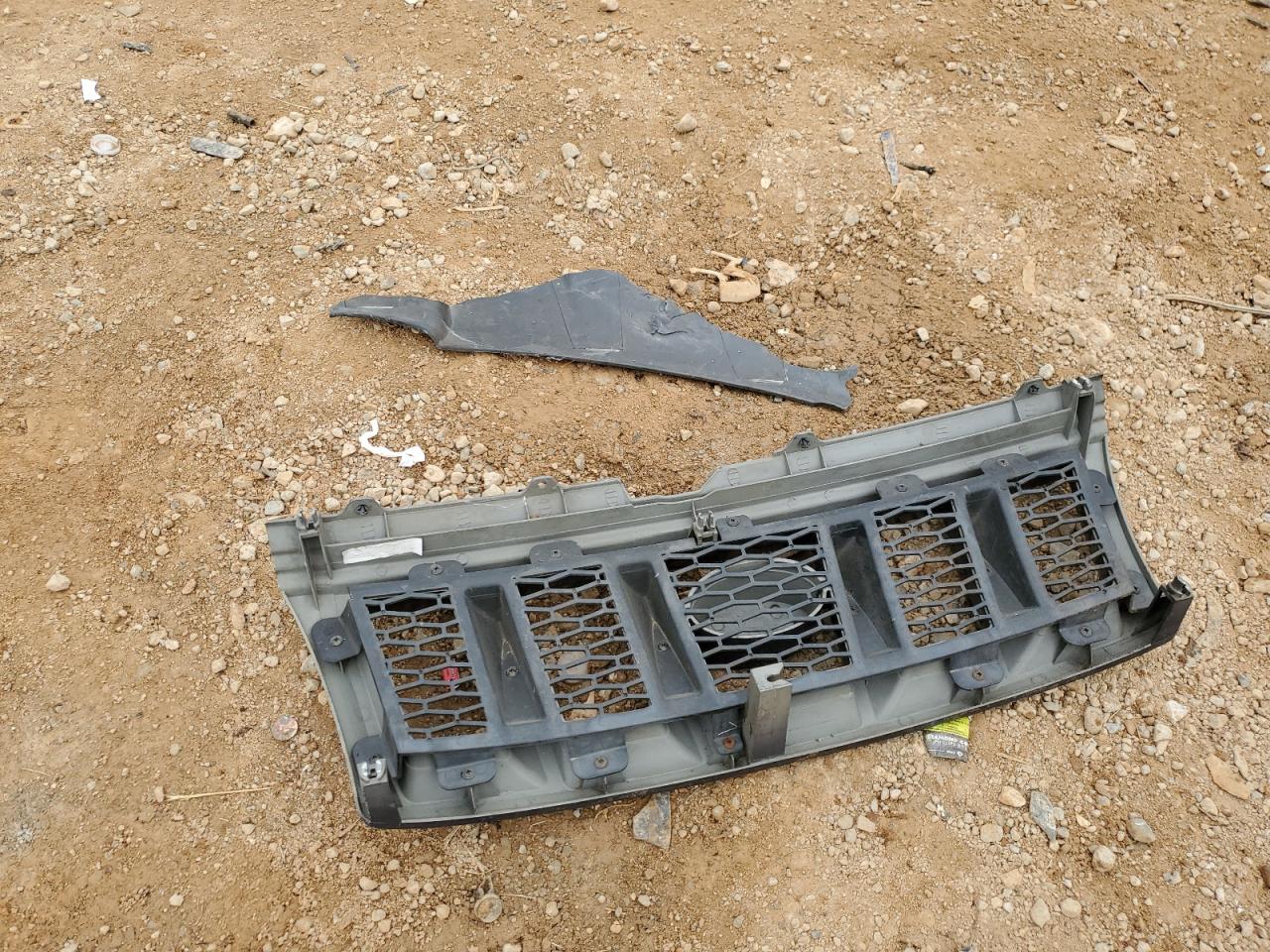 KNDJA723925127336 2002 Kia Sportage