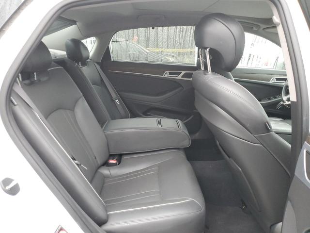 2015 HYUNDAI GENESIS 3. KMHGN4JE7FU027114