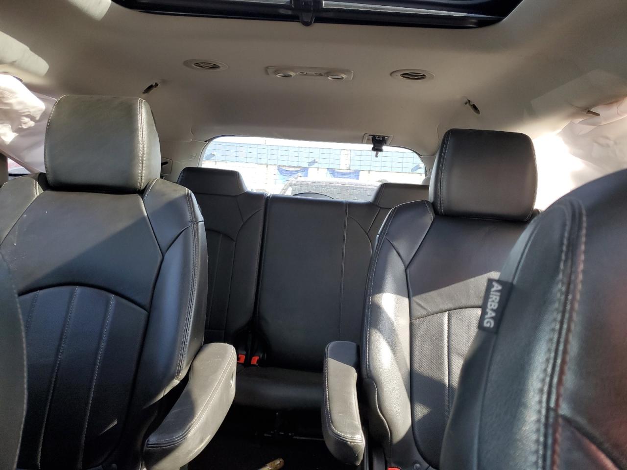 5GAKRCKD1GJ136255 2016 Buick Enclave