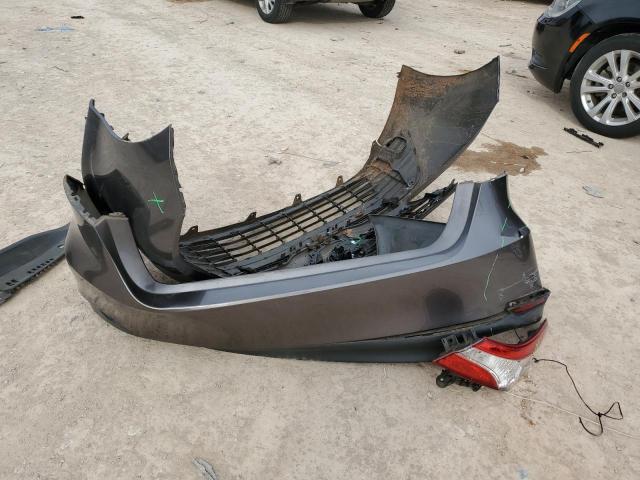 VIN 4T1B11HK0JU019770 2018 Toyota Camry, L no.12