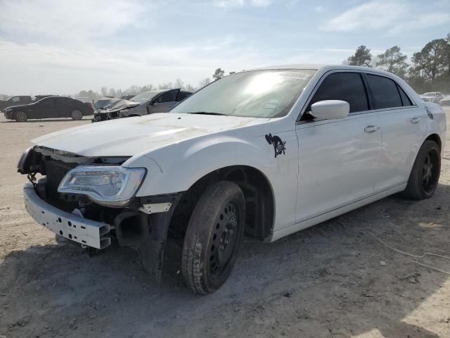 Lot #2459750061 2017 CHRYSLER 300 LIMITE salvage car