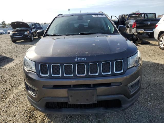 3C4NJCAB4JT226745 2018 JEEP COMPASS-4