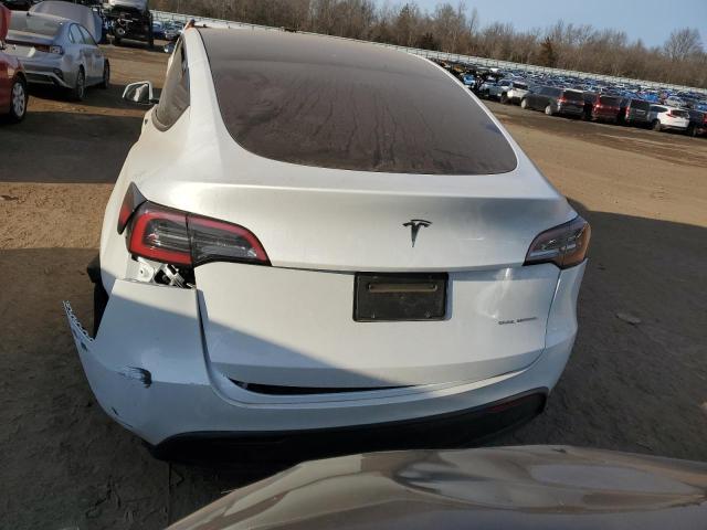 7SAYGDEE7PF618831 2023 Tesla Model Y