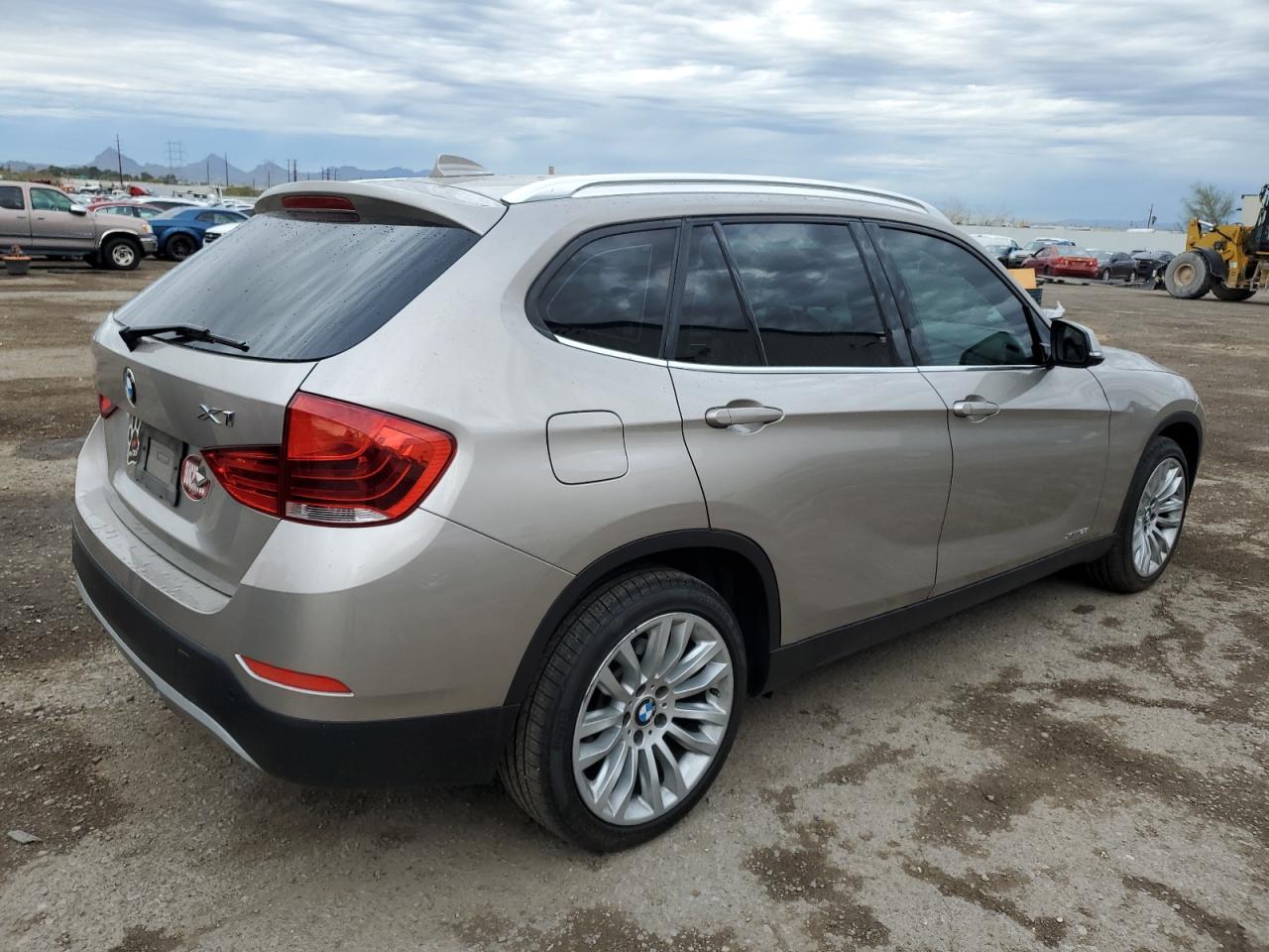 WBAVL1C53FVY30989 2015 BMW X1 xDrive28I