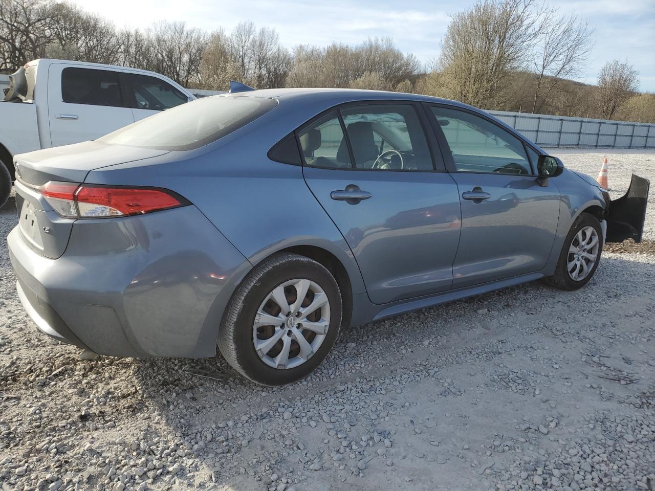 2020 Toyota Corolla Le vin: JTDEPRAE4LJ099498