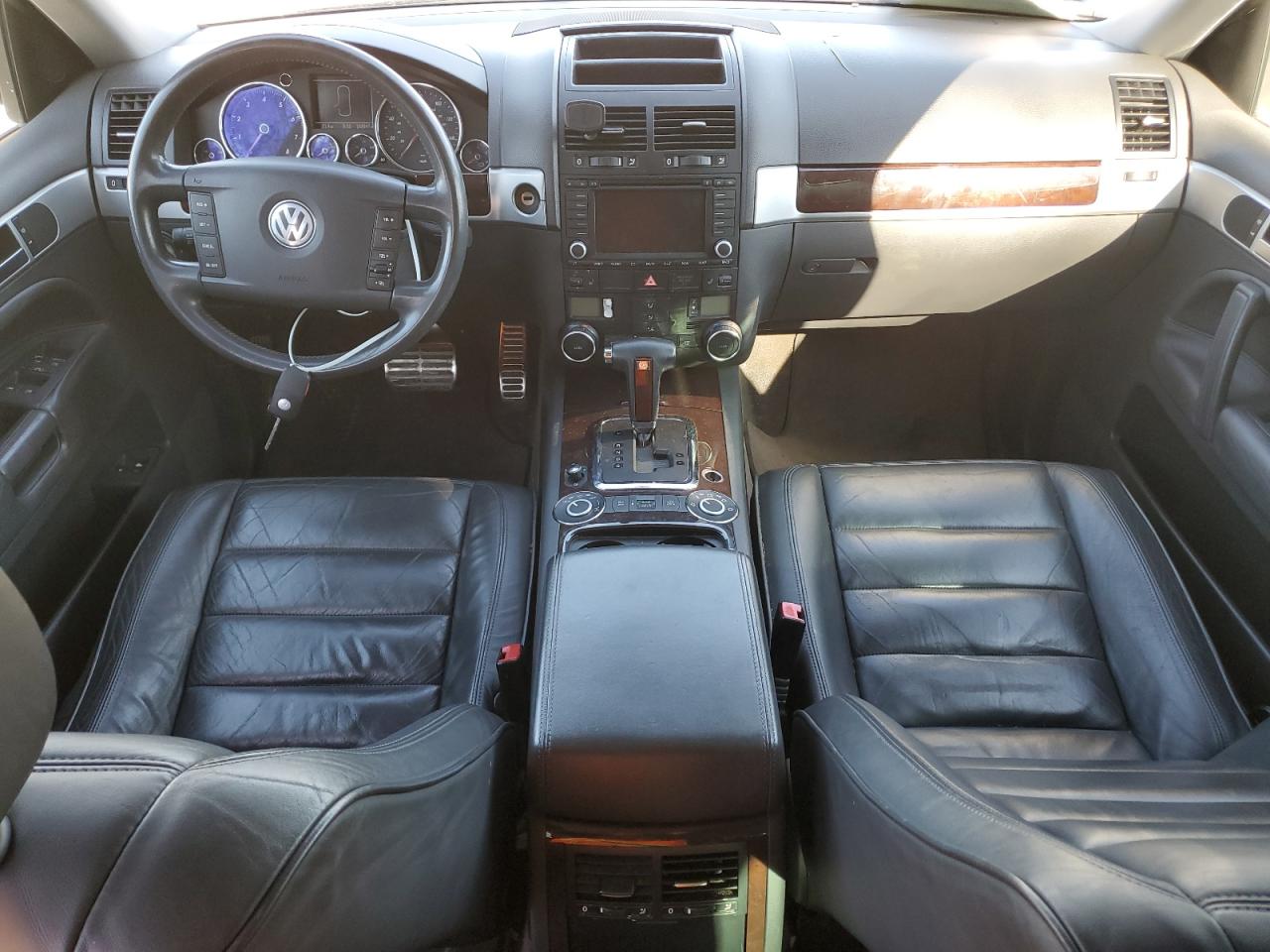 WVGMM77L05D073198 2005 Volkswagen Touareg 4.2