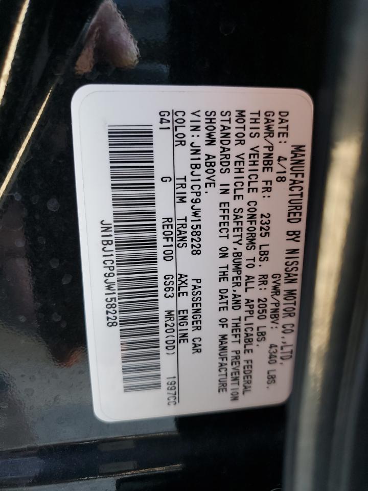 VIN: JN1BJ1CP9JW158228 2018 NISSAN ROGUE